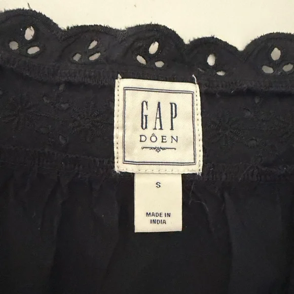 GAP x Doen Black Eyelet Sleeveless Women's Top - Picture 2 of 6